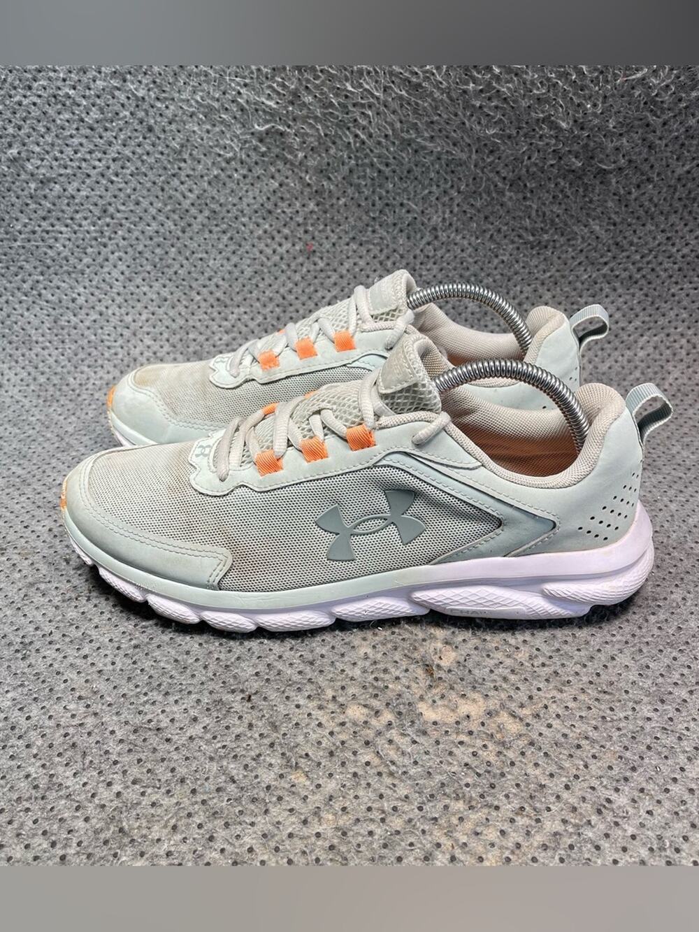 Under Armour Charged Assert 9 Running Shoes Size 11 Women’s